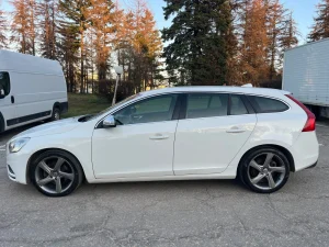 Volvo V60 R-Design