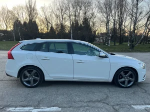 Volvo V60 R-Design