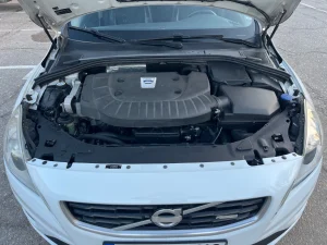 Volvo V60 R-Design
