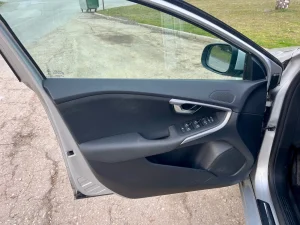 Volvo V40 Momentum