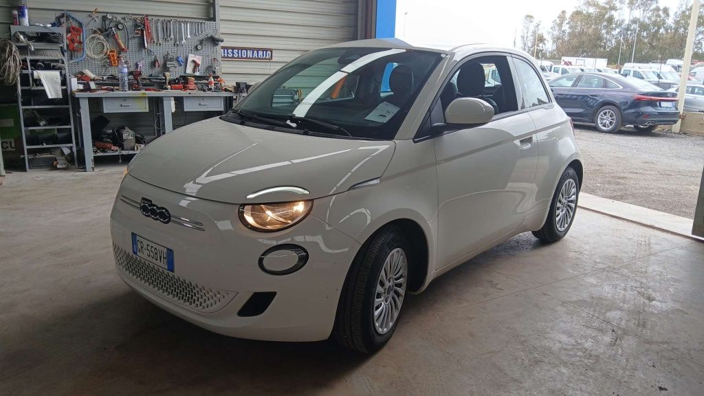 Fiat 500 e – Електричество – Автоматични – 95 hp – 13.106 km