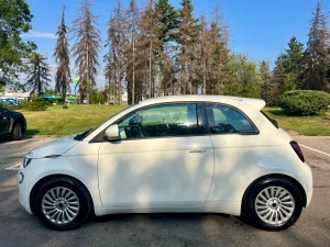 Fiat 500e Само 13000 км