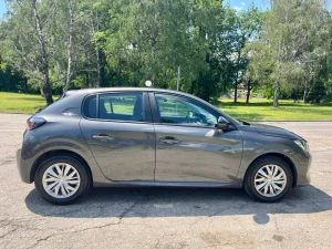 Peugeot 208 1, 2 – 50к км