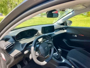 Peugeot 208 1, 2 – 50к км